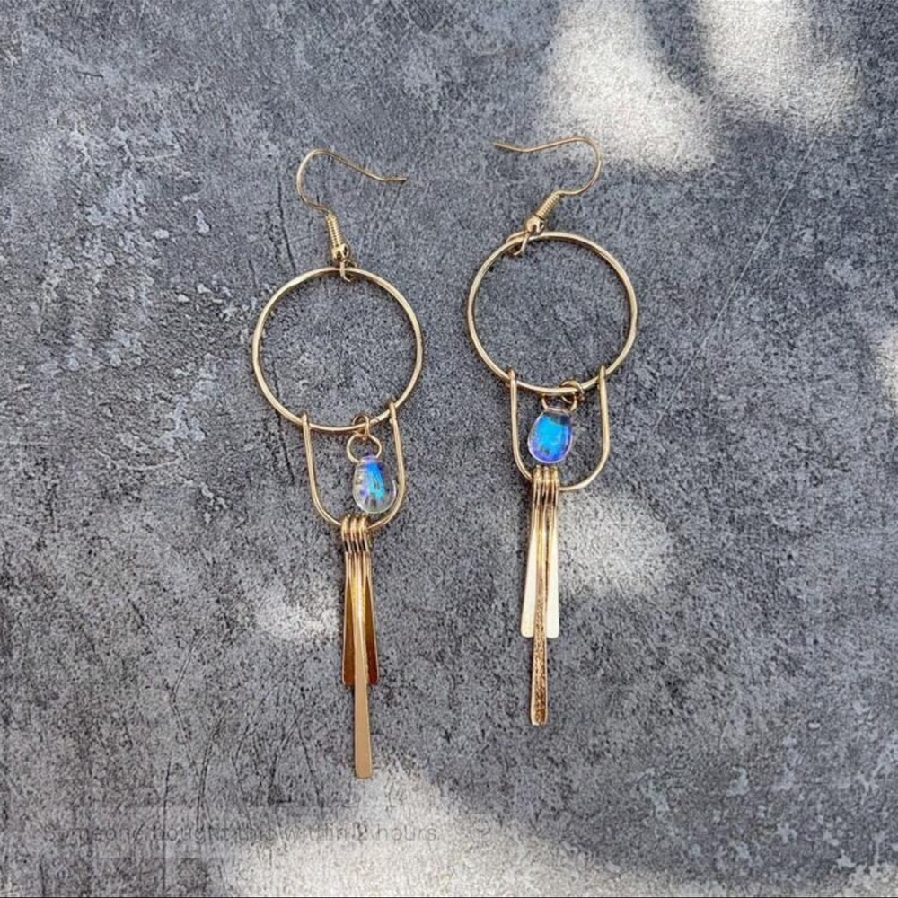 💎 Crystal Drop Earrings 💎